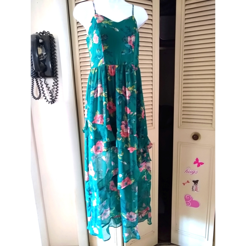 Target xhilaration XS green maxi sundress - like new!
